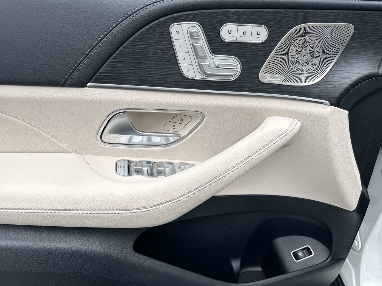 2025 Mercedes-Benz GLE350