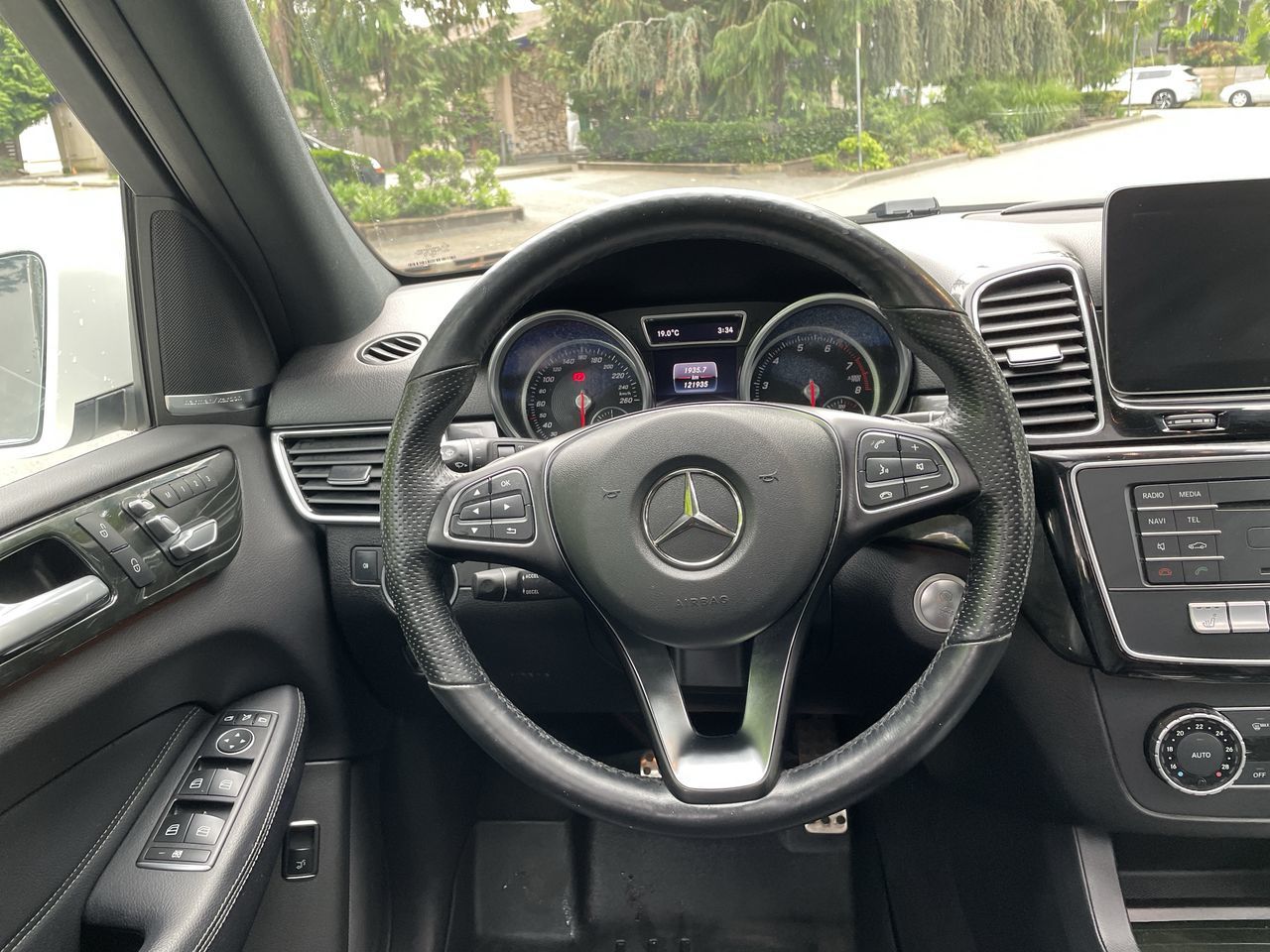 2018 Mercedes-Benz GLE400 in North Vancouver, British Columbia
