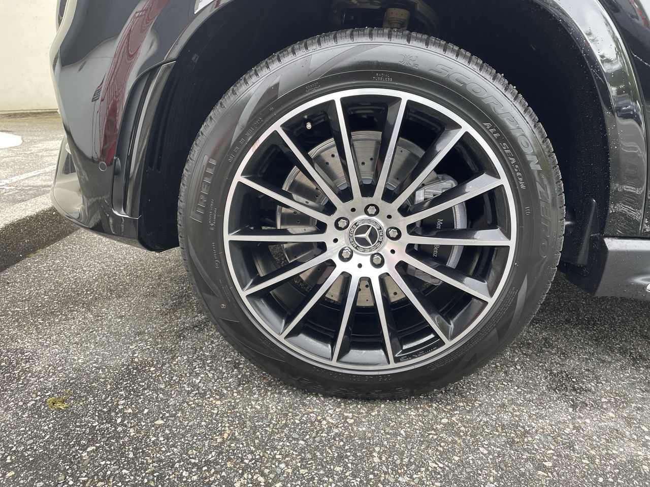 2022 Mercedes-Benz GLE450 in North Vancouver, British Columbia