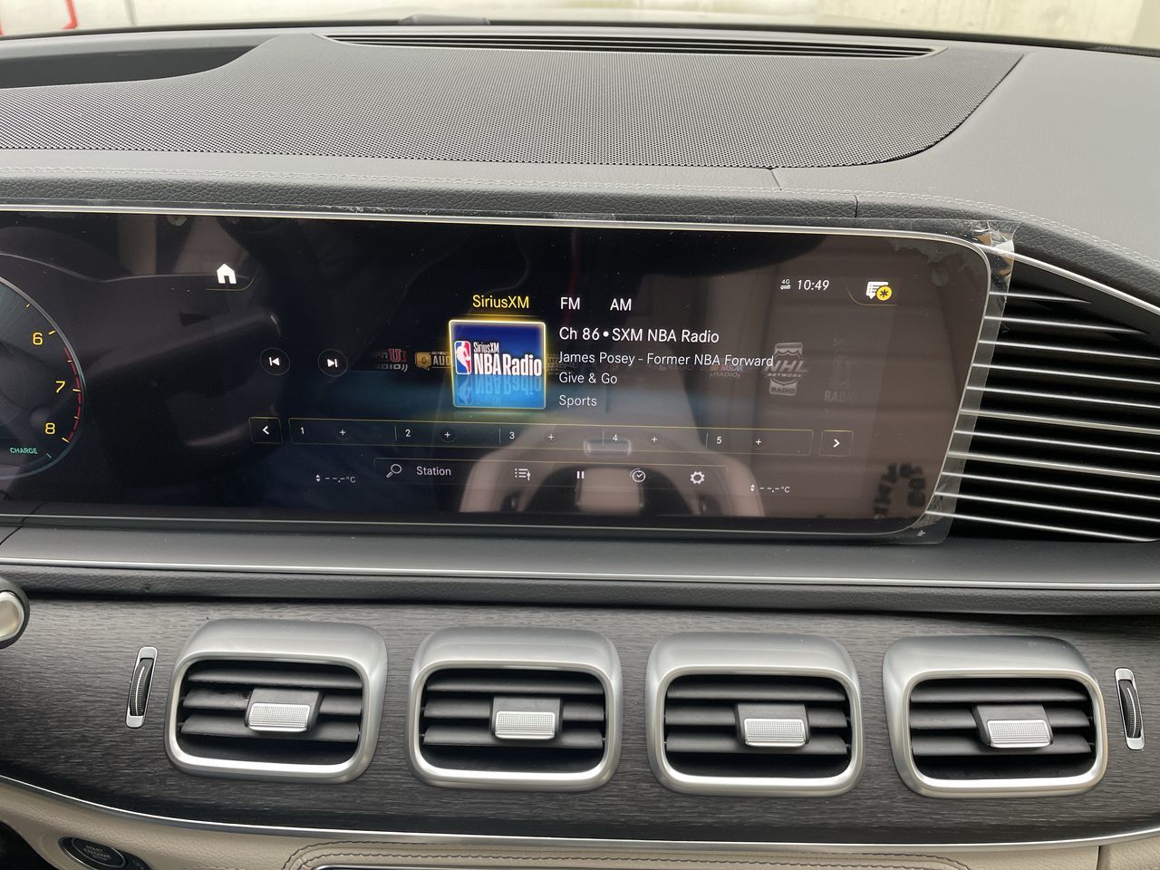 2022 Mercedes-Benz GLE450 in North Vancouver, British Columbia