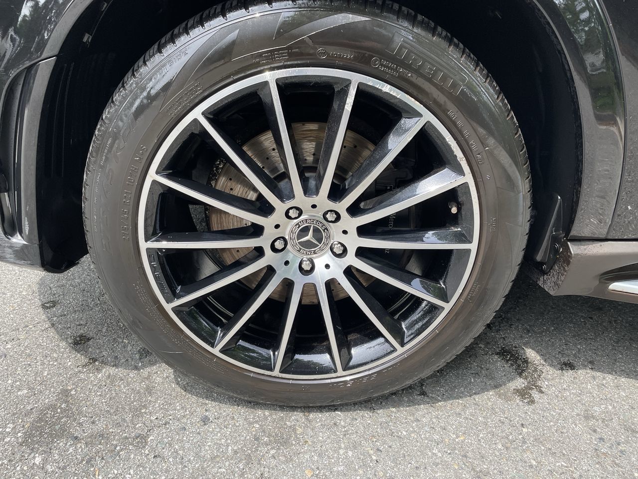 2022 Mercedes-Benz GLE450 in North Vancouver, British Columbia