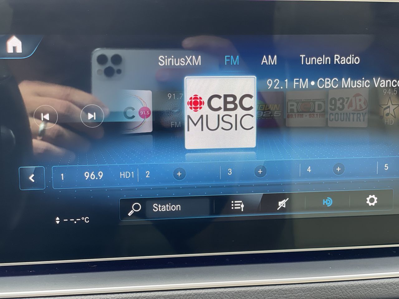 2022 Mercedes-Benz GLE450 in North Vancouver, British Columbia