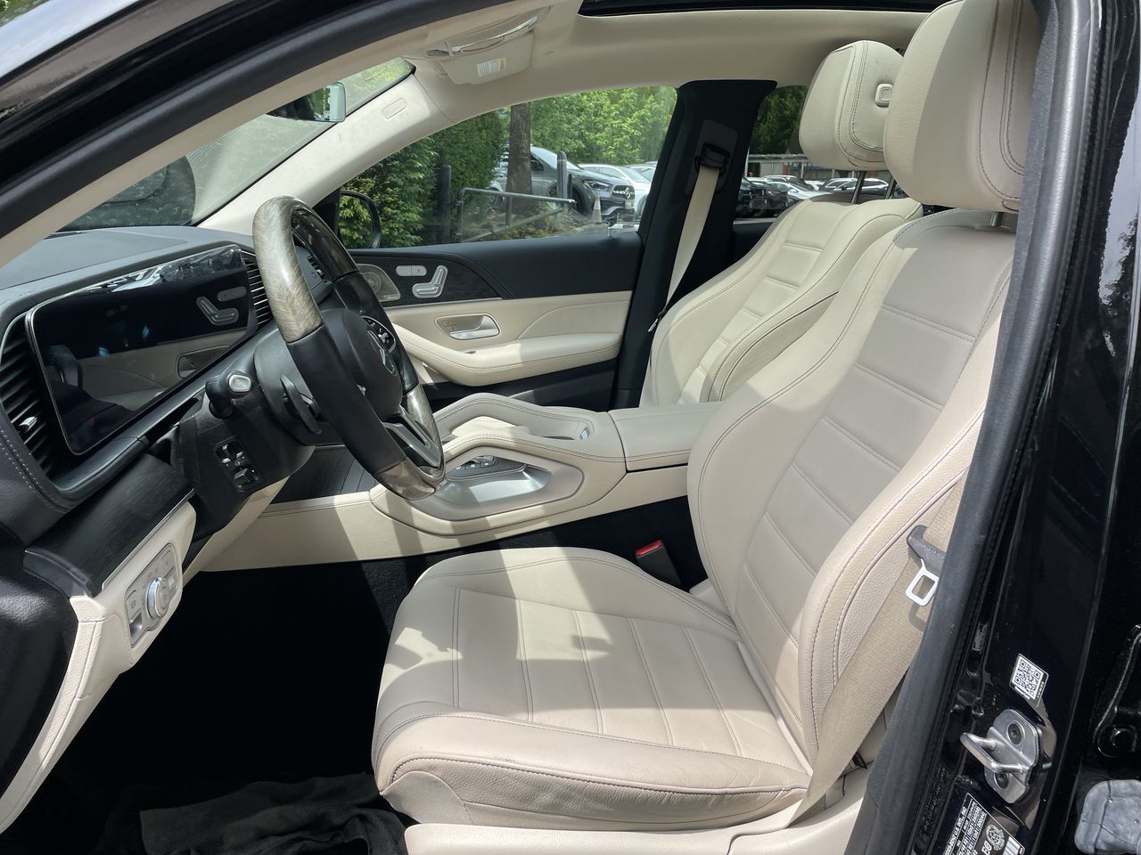 2022 Mercedes-Benz GLE450 in North Vancouver, British Columbia