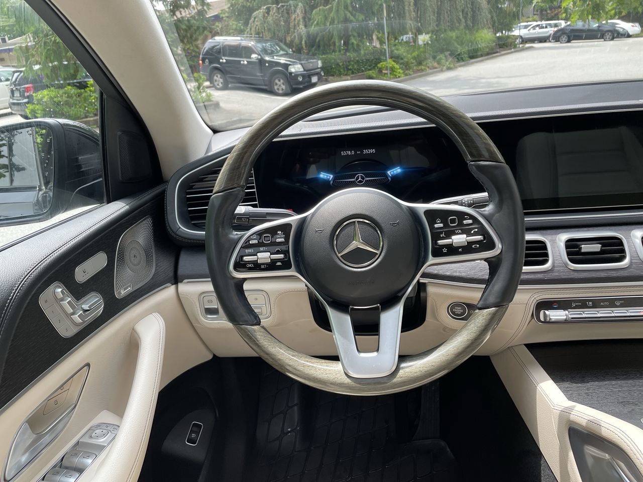 2022 Mercedes-Benz GLE450 in North Vancouver, British Columbia