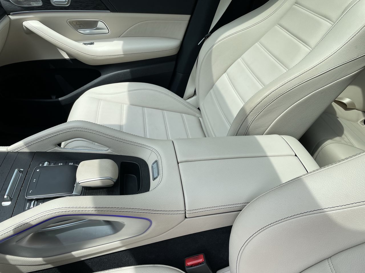 2022 Mercedes-Benz GLE450 in North Vancouver, British Columbia