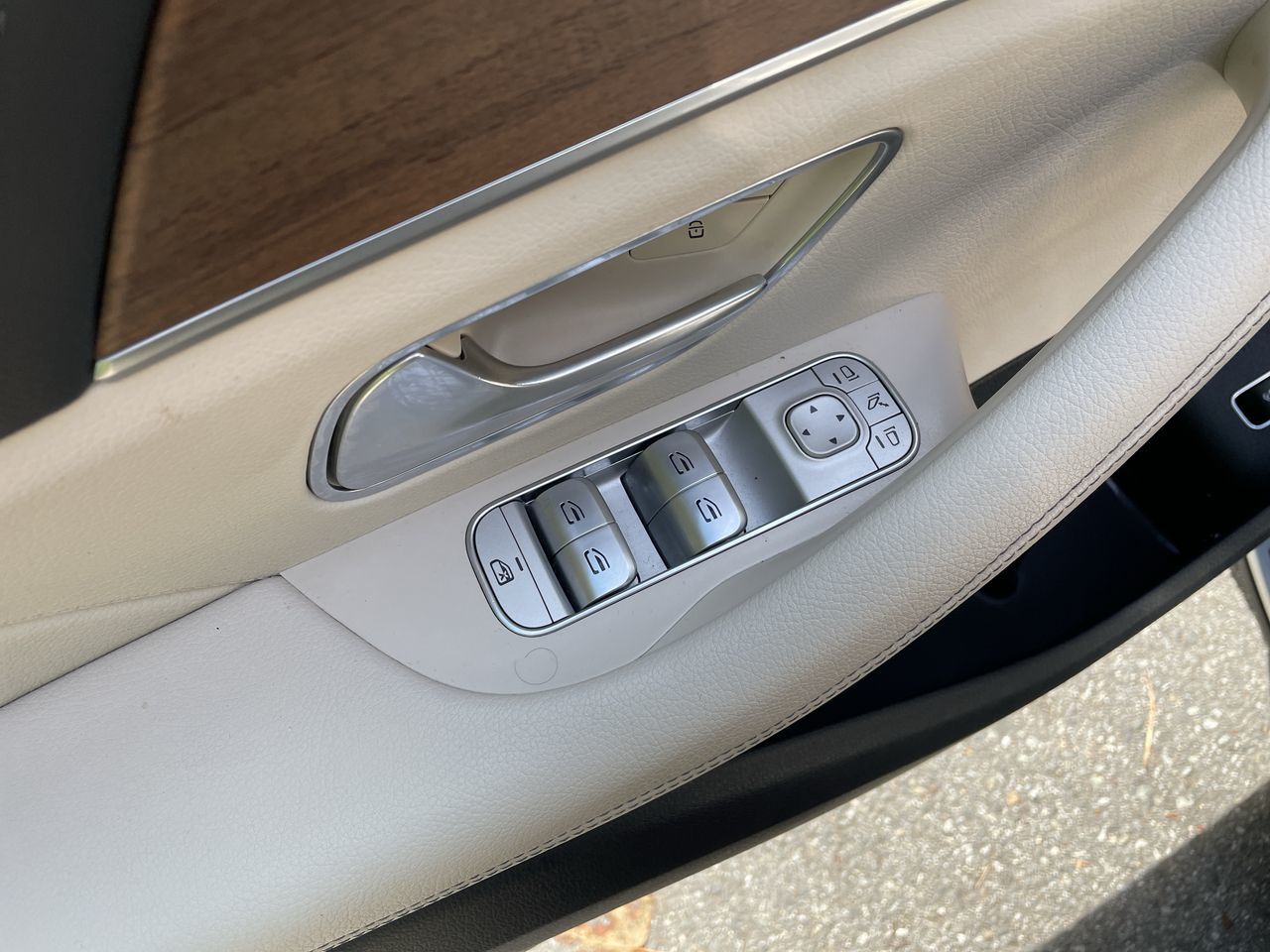 2022 Mercedes-Benz GLE450 in North Vancouver, British Columbia