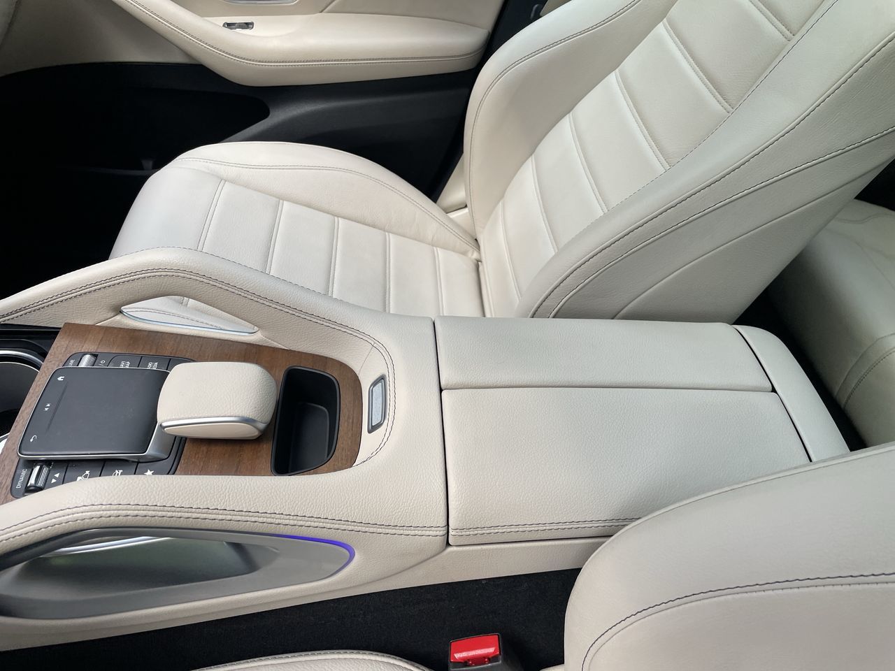 2022 Mercedes-Benz GLE450 in North Vancouver, British Columbia