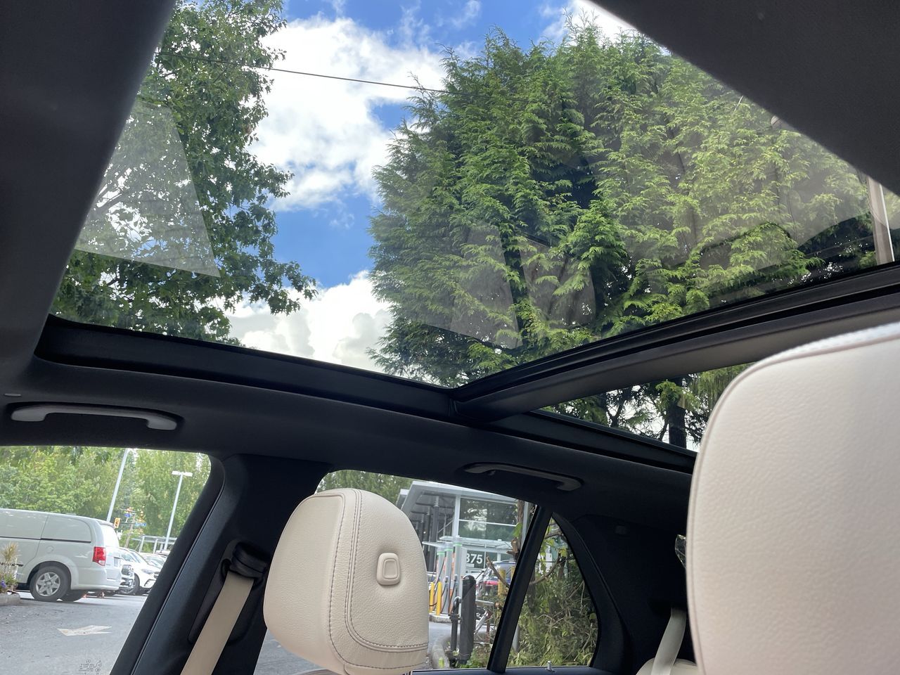 2022 Mercedes-Benz GLE450 in North Vancouver, British Columbia