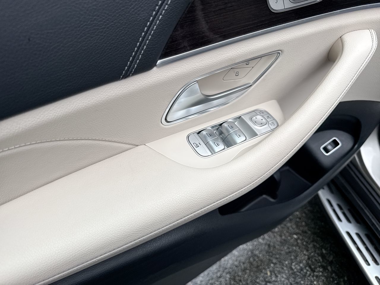2023  GLE450