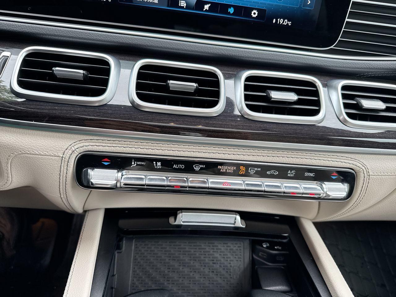 2023  GLE450