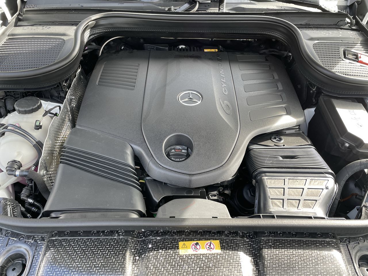 2025 Mercedes-Benz GLE450 in North Vancouver, British Columbia