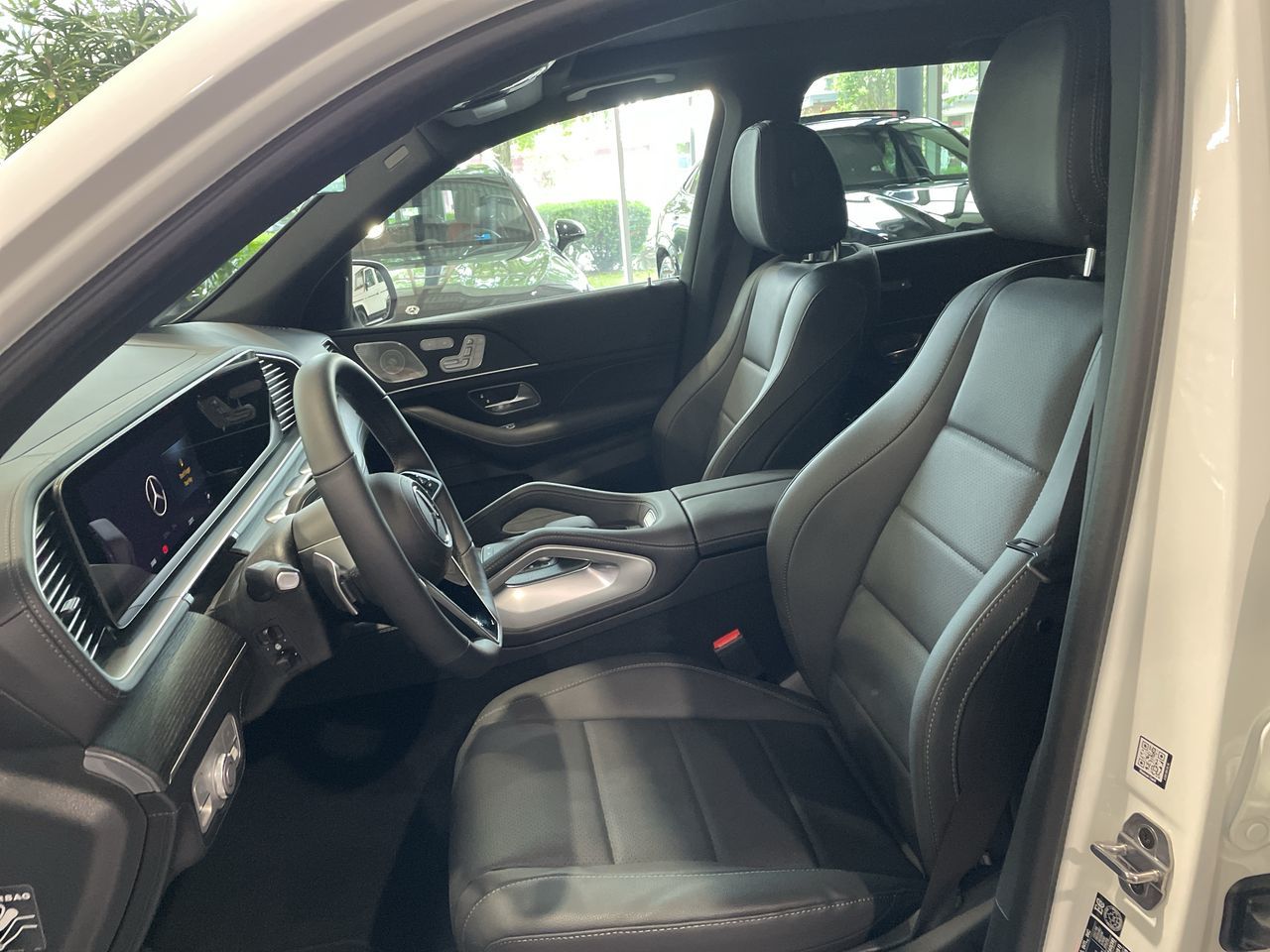 2025 Mercedes-Benz GLE450e in North Vancouver, British Columbia