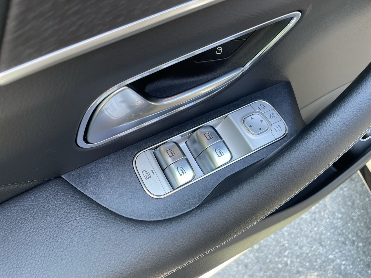 2025 Mercedes-Benz GLE450e in North Vancouver, British Columbia