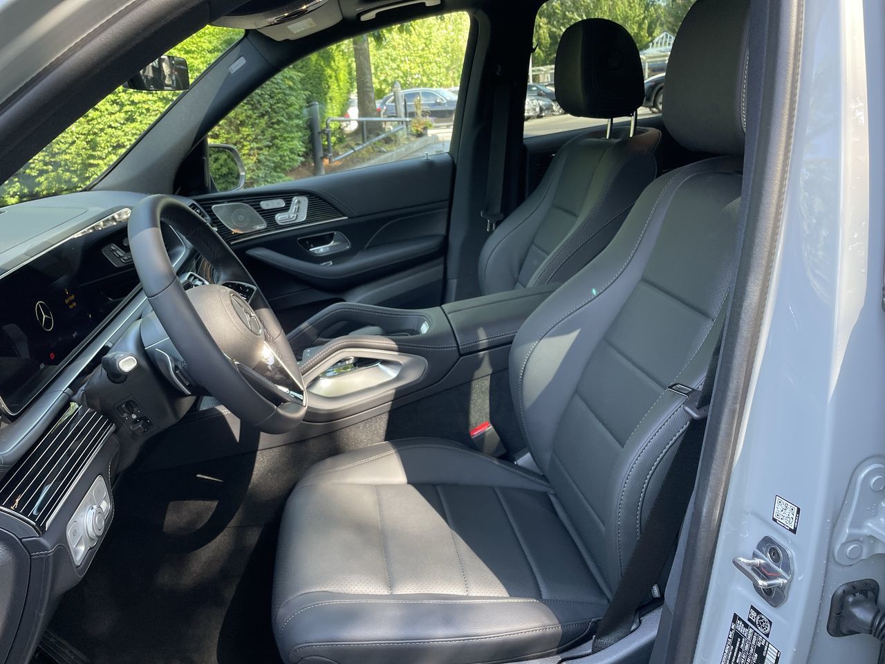 2025 Mercedes-Benz GLE Plug-in-Hybrid in North Vancouver, British Columbia