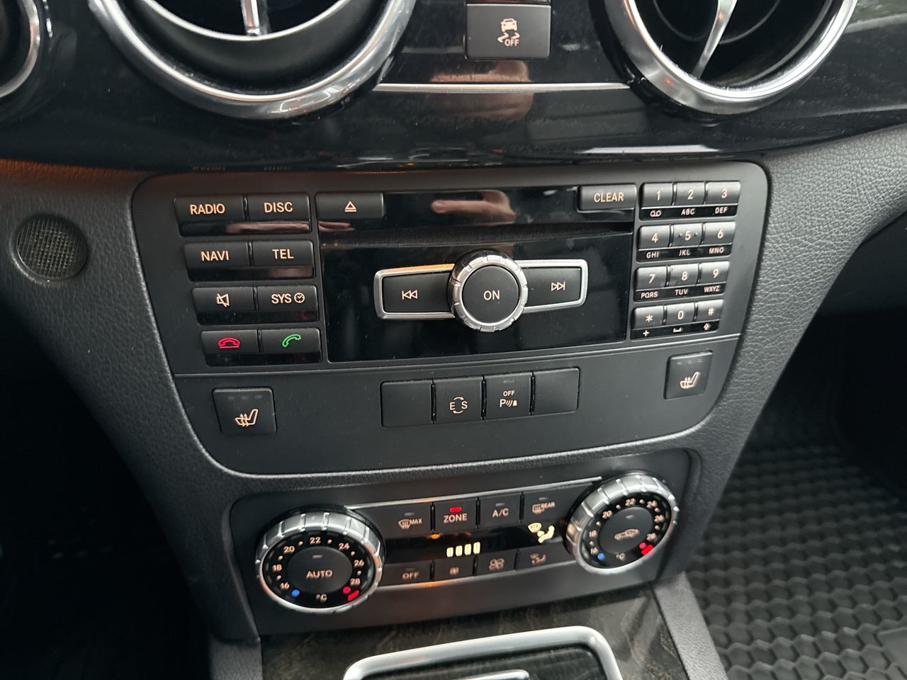 Mercedes-Benz GLK250  2014 à North Vancouver, Colombie-Britannique