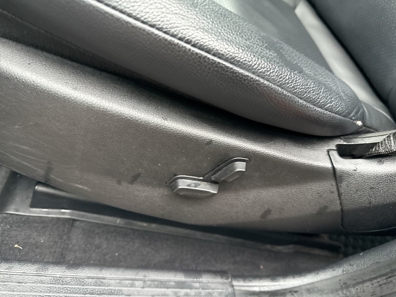 Mercedes-Benz GLK250  2014 à North Vancouver, Colombie-Britannique