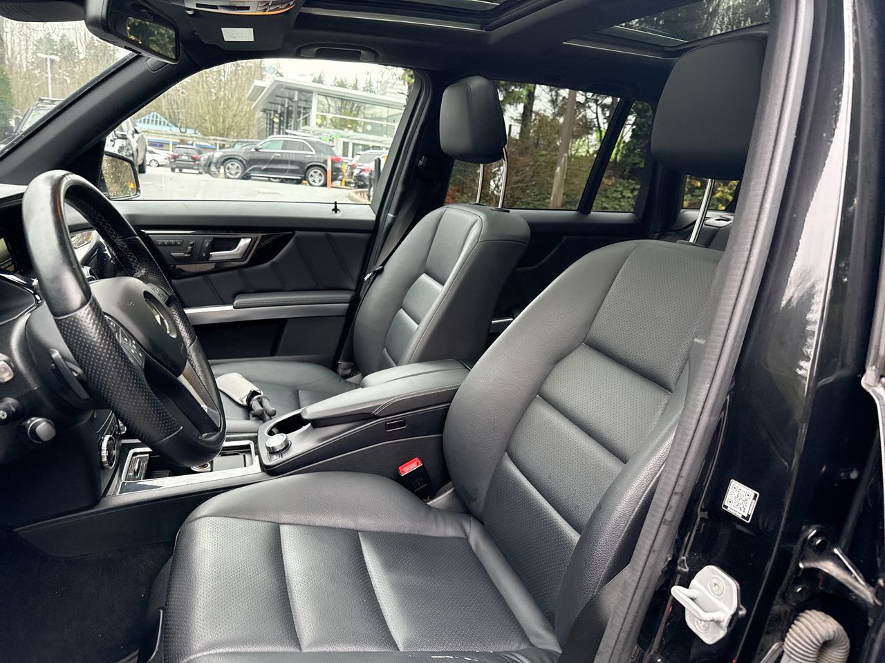 2014 Mercedes-Benz GLK350 in North Vancouver, British Columbia