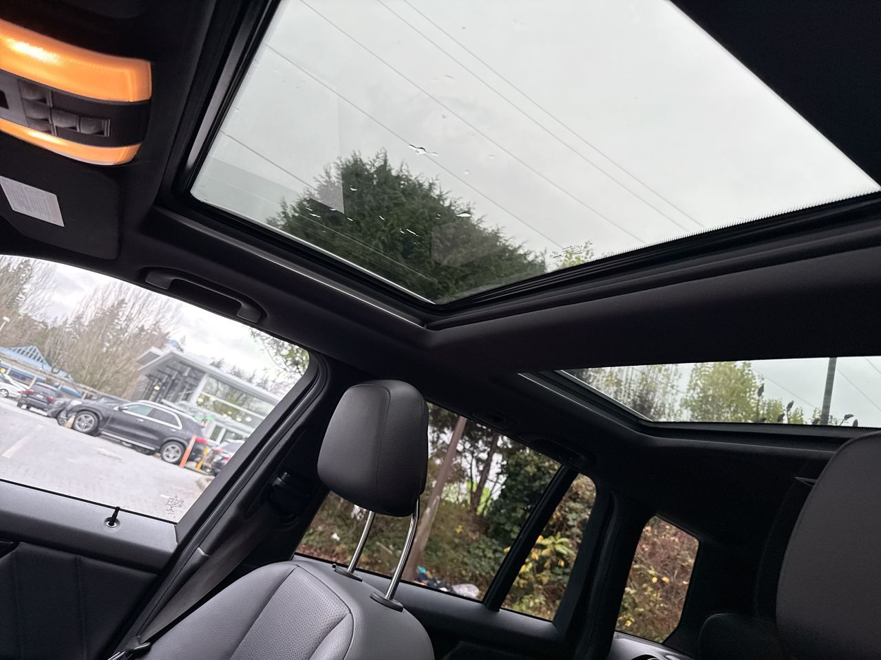 2014 Mercedes-Benz GLK350 in North Vancouver, British Columbia