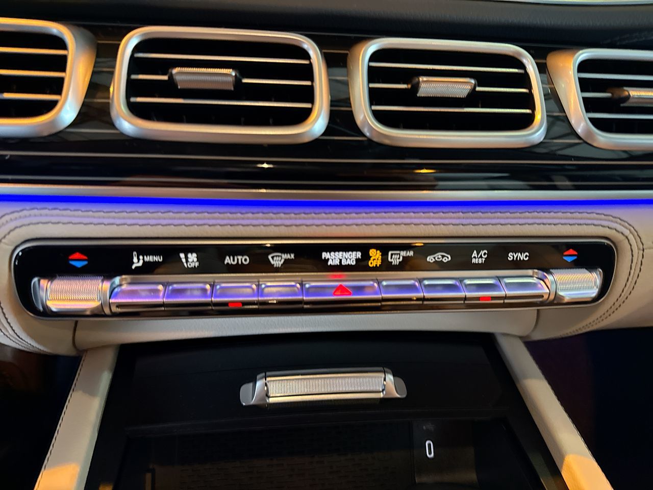 2026 Mercedes-Benz GLS in North Vancouver, British Columbia