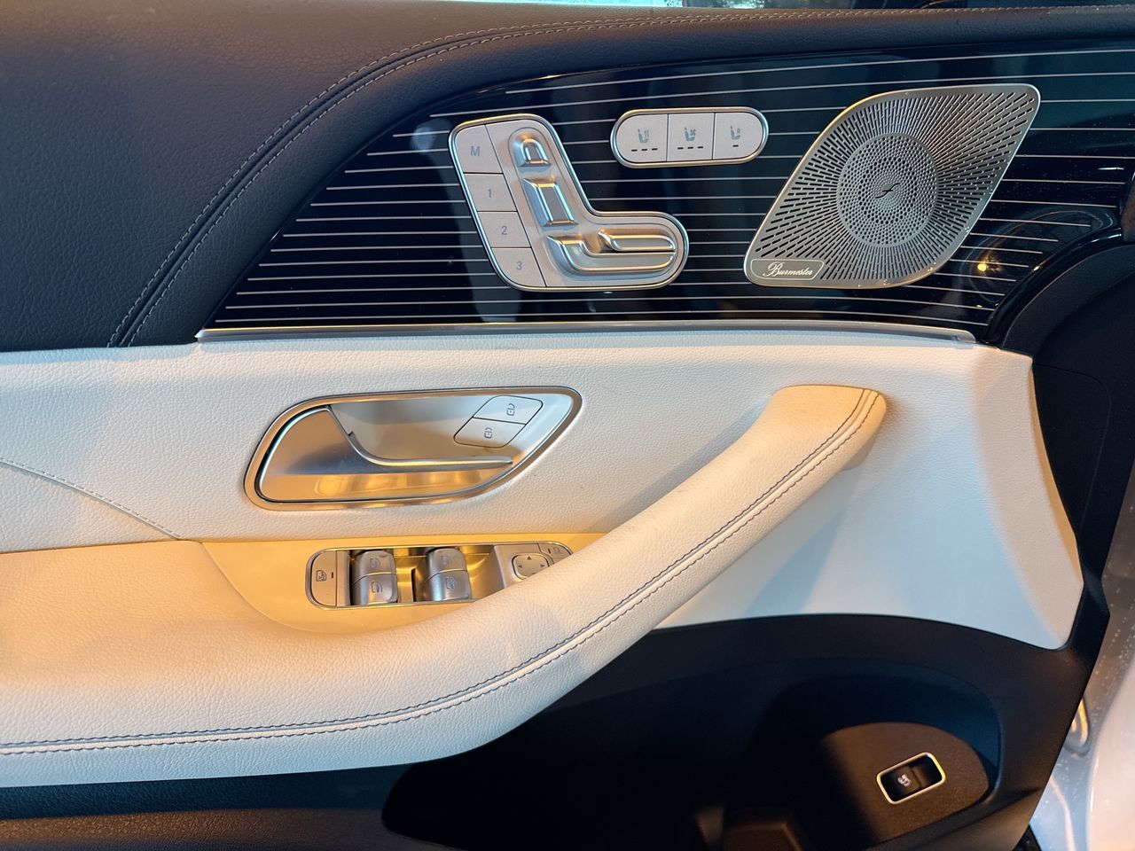 2026 Mercedes-Benz GLS in North Vancouver, British Columbia