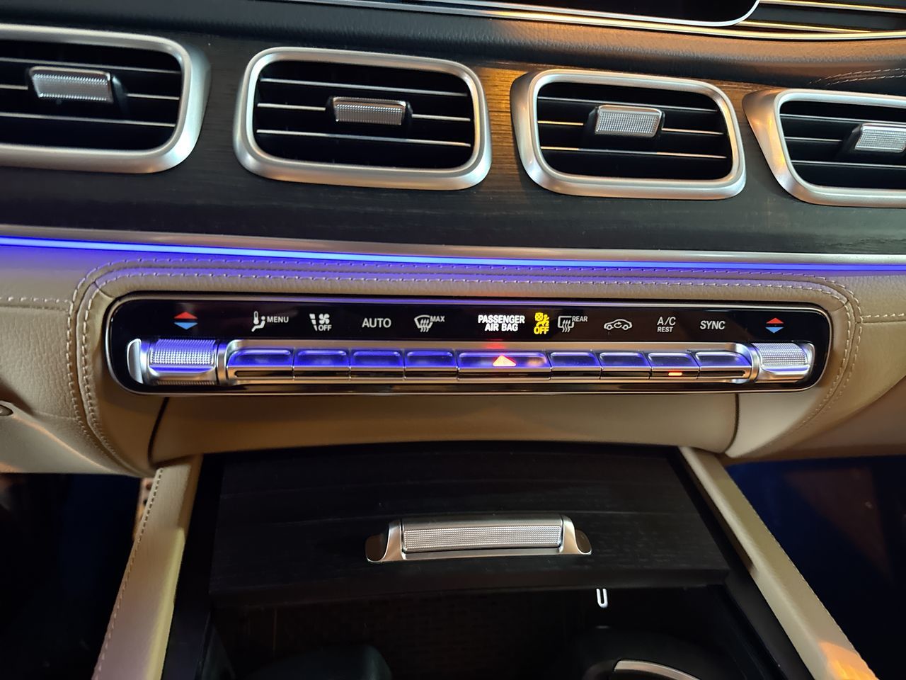 2026 Mercedes-Benz GLS in North Vancouver, British Columbia