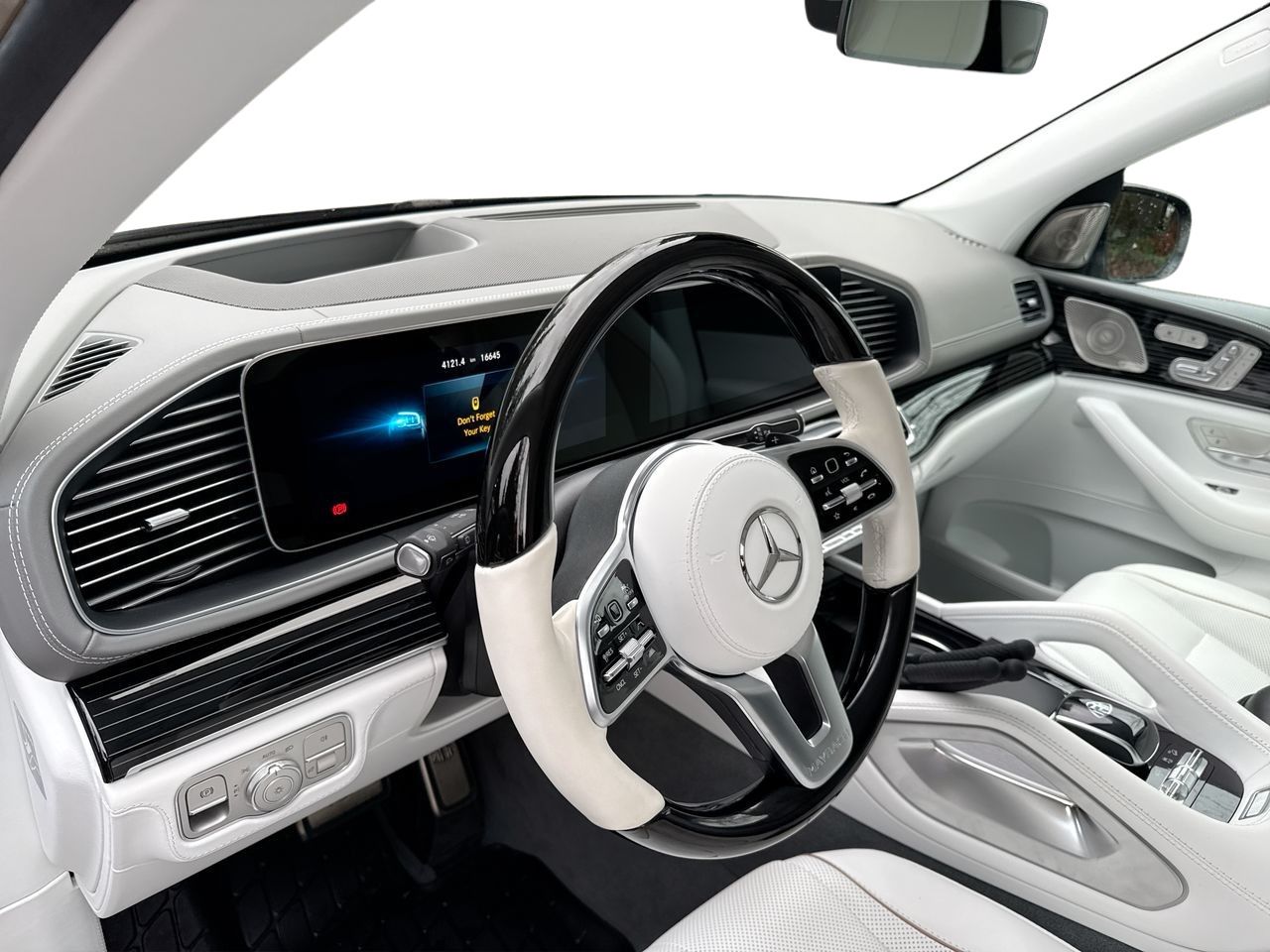 2023 Mercedes-Benz Maybach