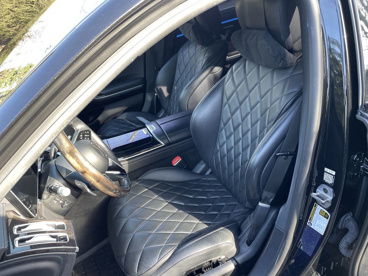 2022 Mercedes-Benz S580 in North Vancouver, British Columbia
