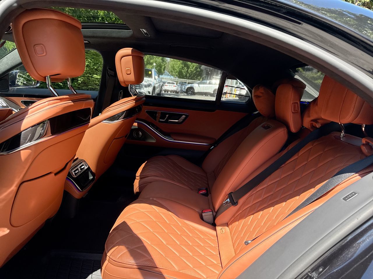 2022  S580