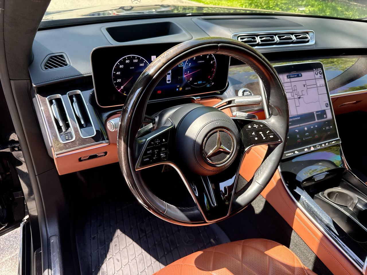 2022  S580