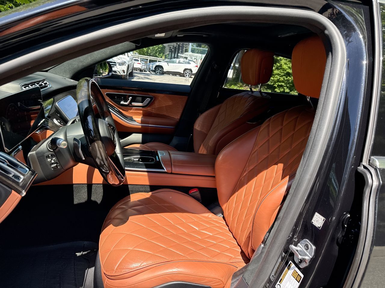 2022  S580