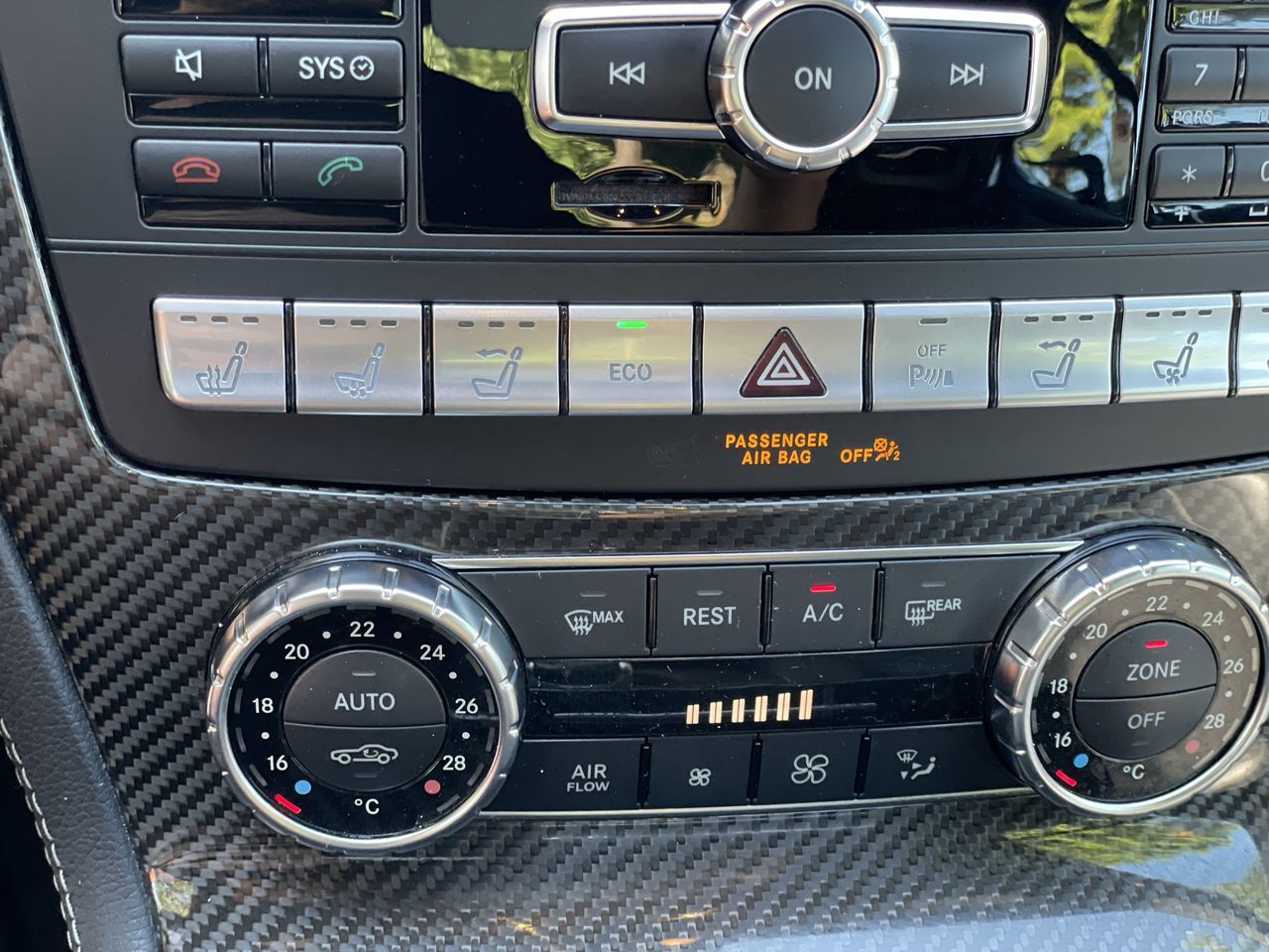 2014 Mercedes-Benz SL63 AMG