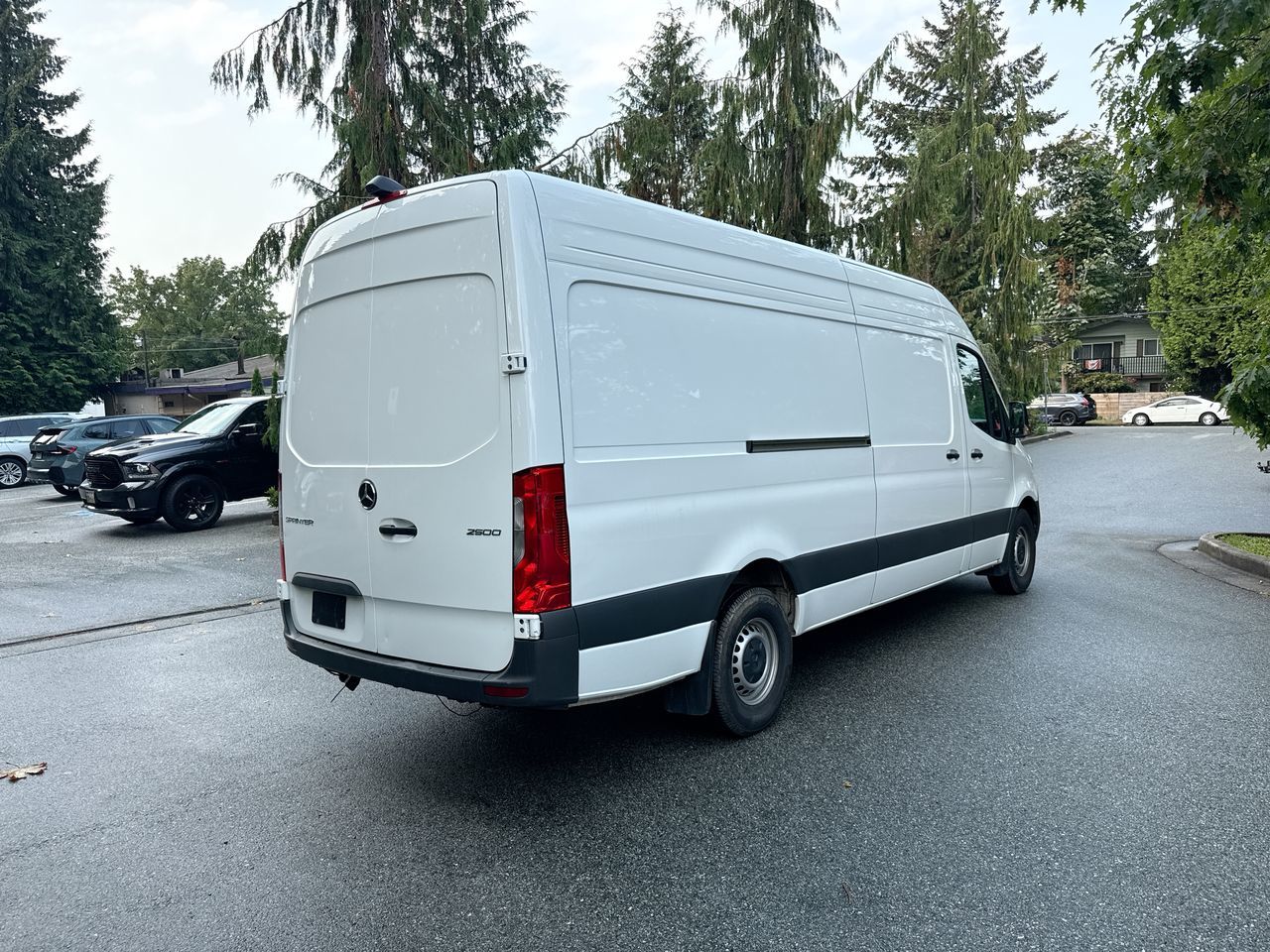 2025 Mercedes-Benz Sprinter Cargo Van