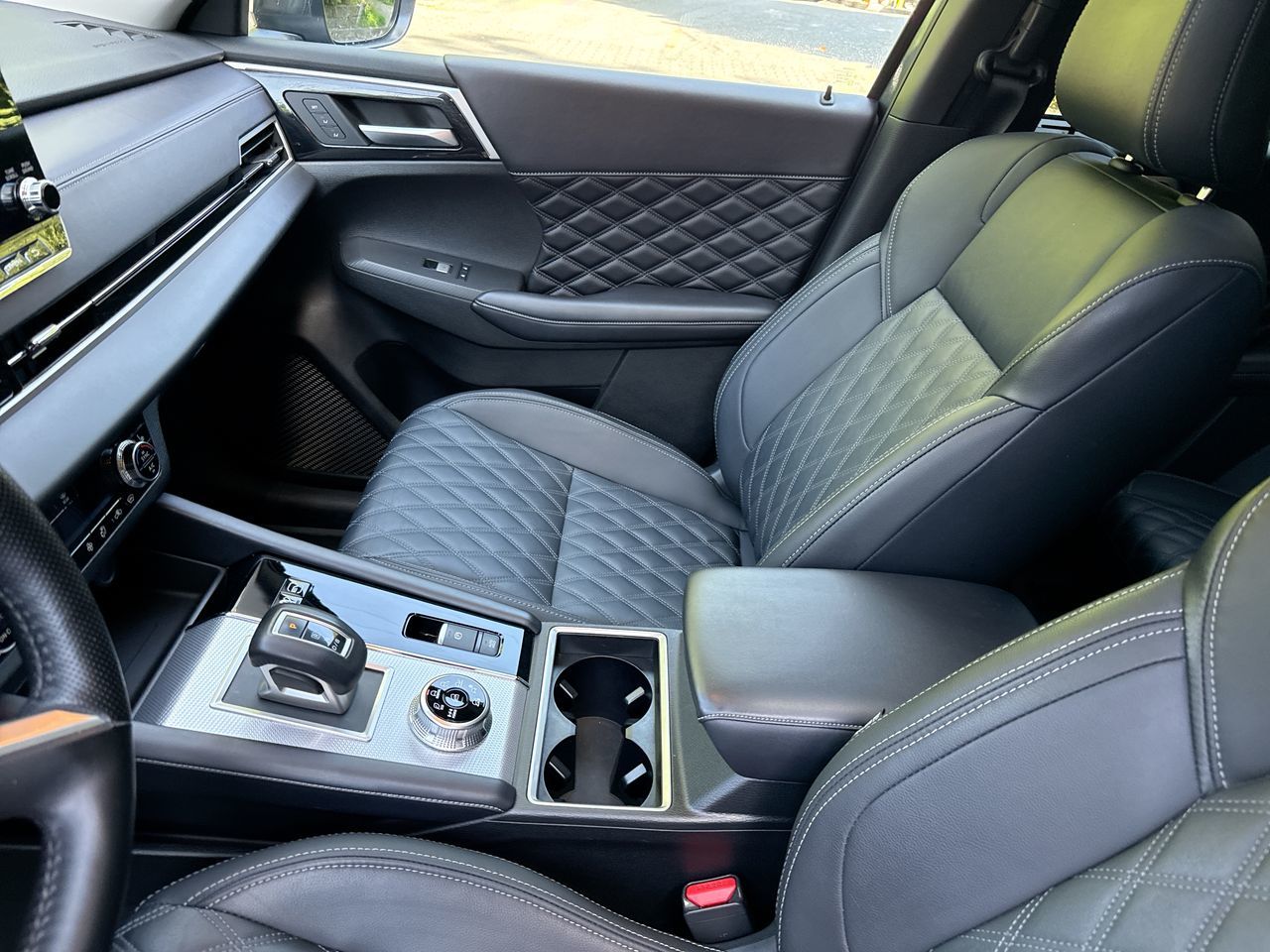 2024  Outlander Plug-In Hybrid