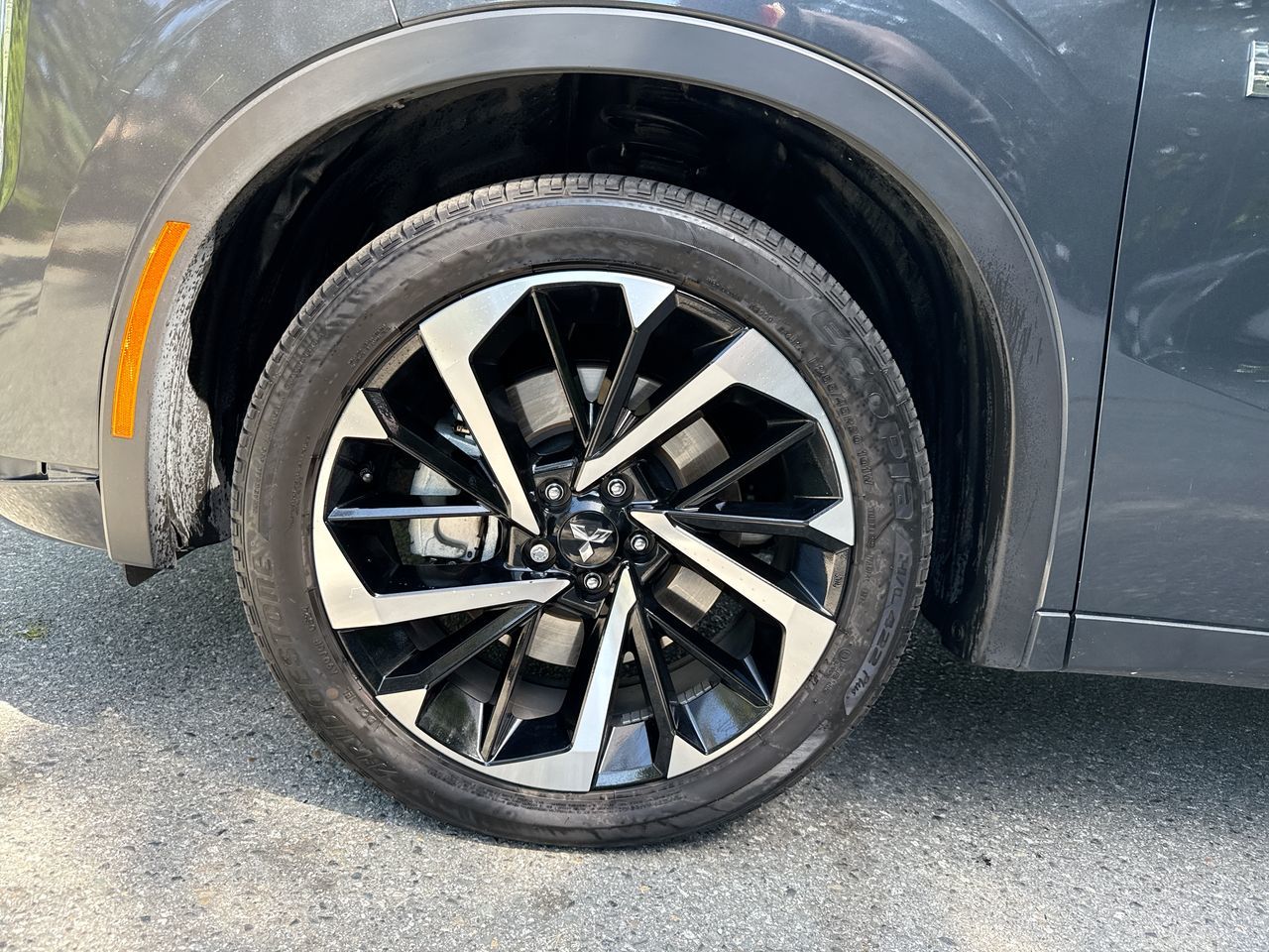 2024  Outlander Plug-In Hybrid