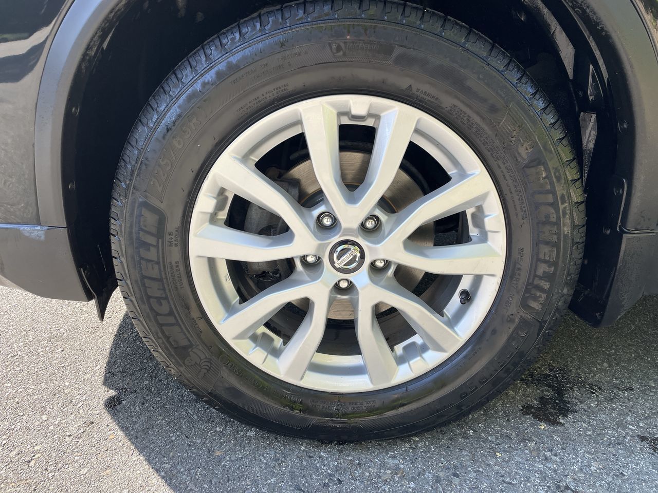 2017 Nissan Rogue in North Vancouver, British Columbia