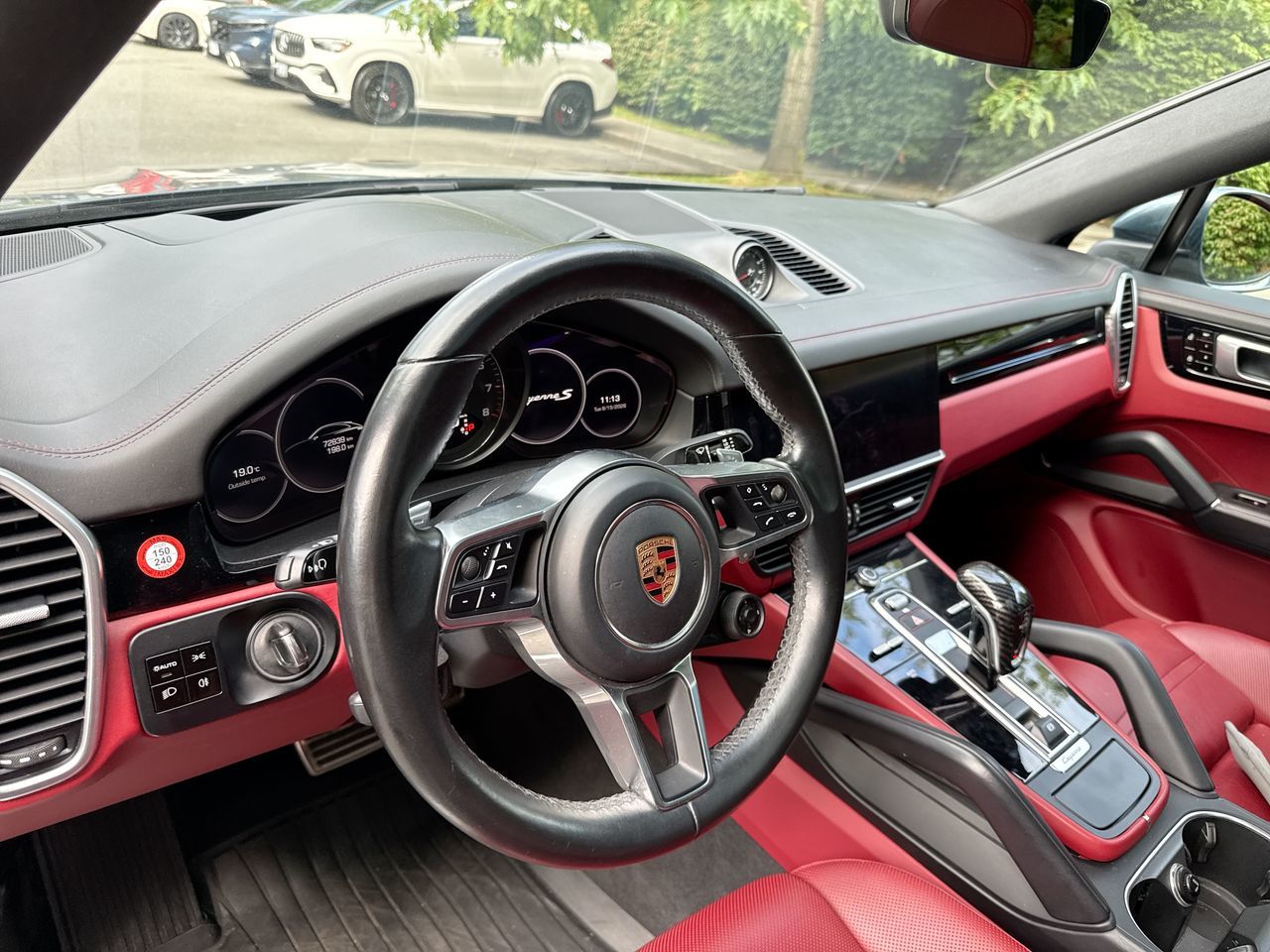 2020  Cayenne