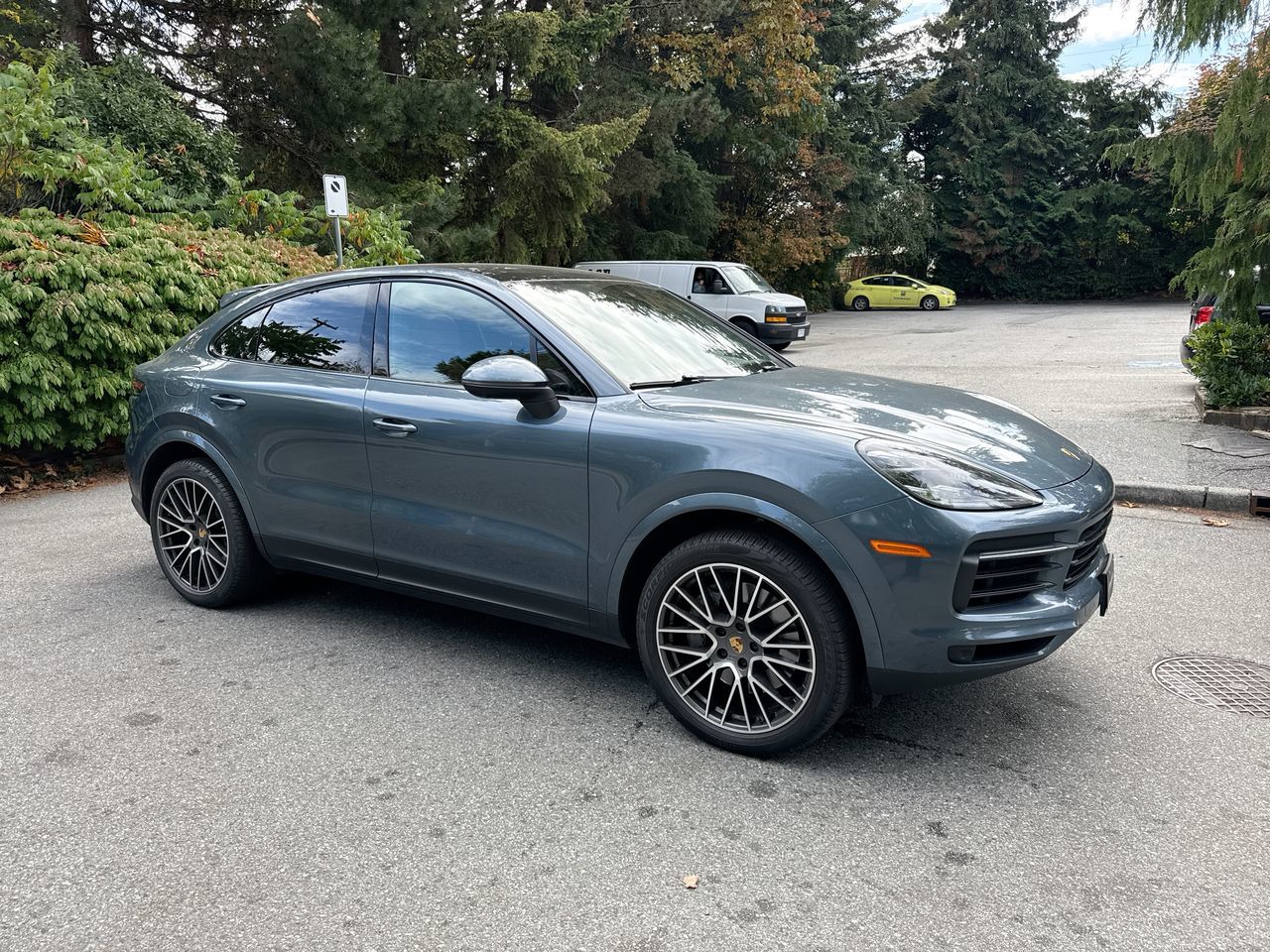 2020  Cayenne