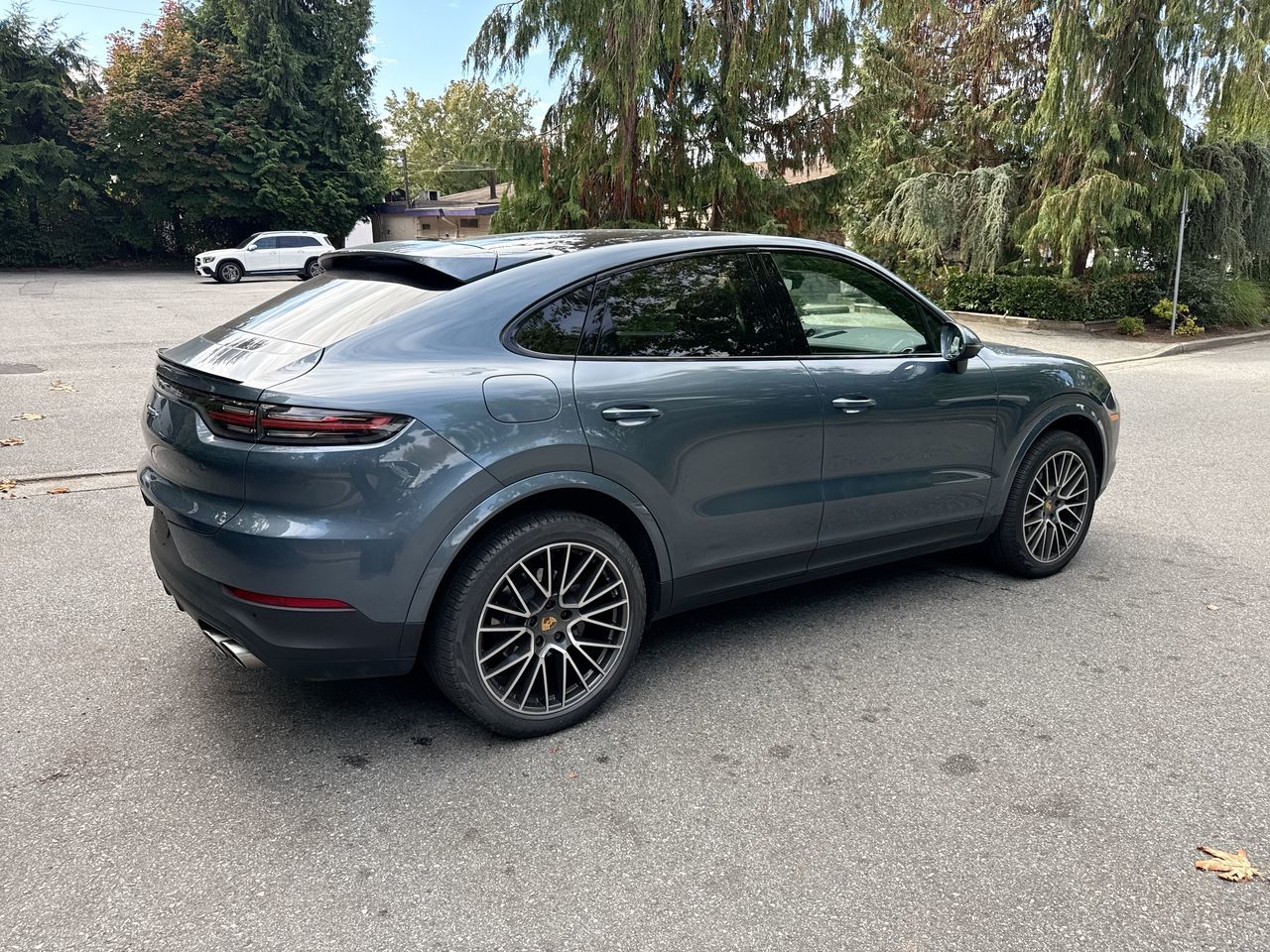 2020  Cayenne