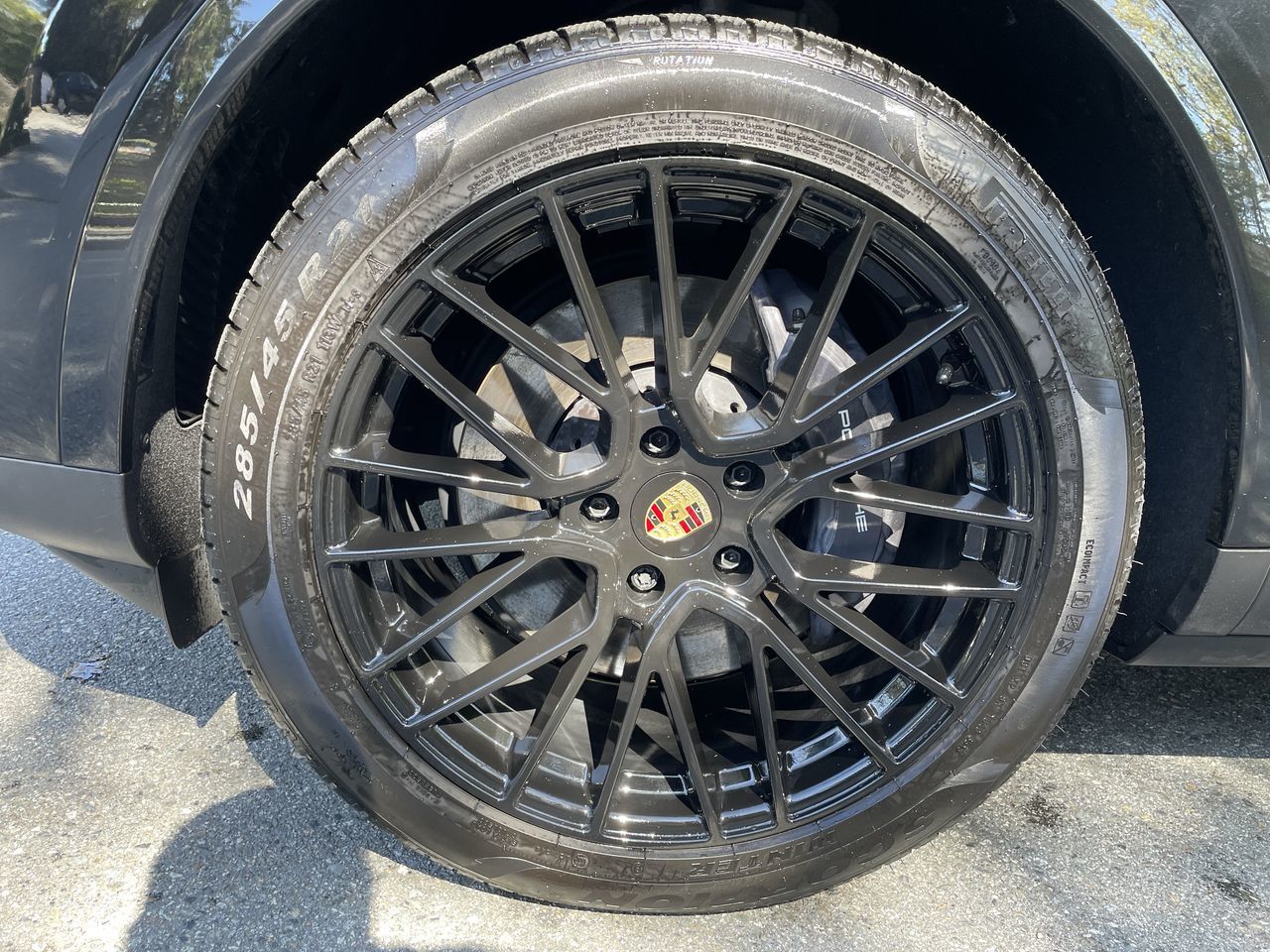 2024 Porsche Cayenne in North Vancouver, British Columbia