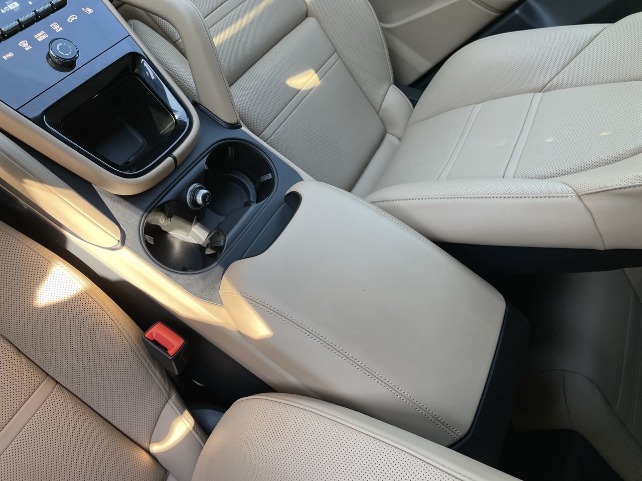 2024 Porsche Cayenne in North Vancouver, British Columbia