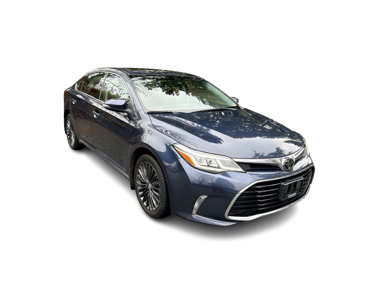 2017 Toyota Avalon in North Vancouver, British Columbia
