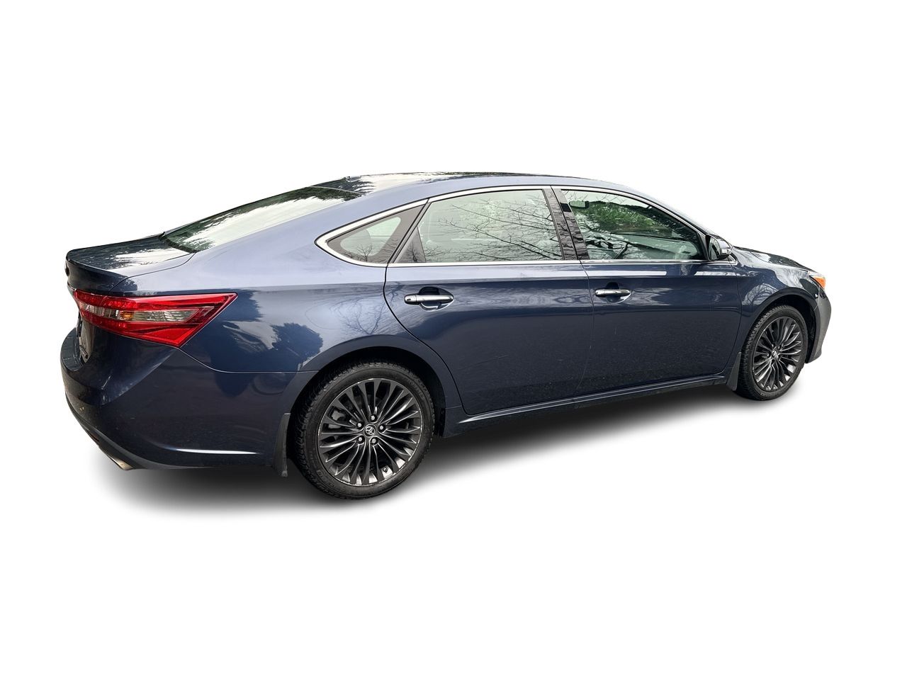 2017 Toyota Avalon in North Vancouver, British Columbia