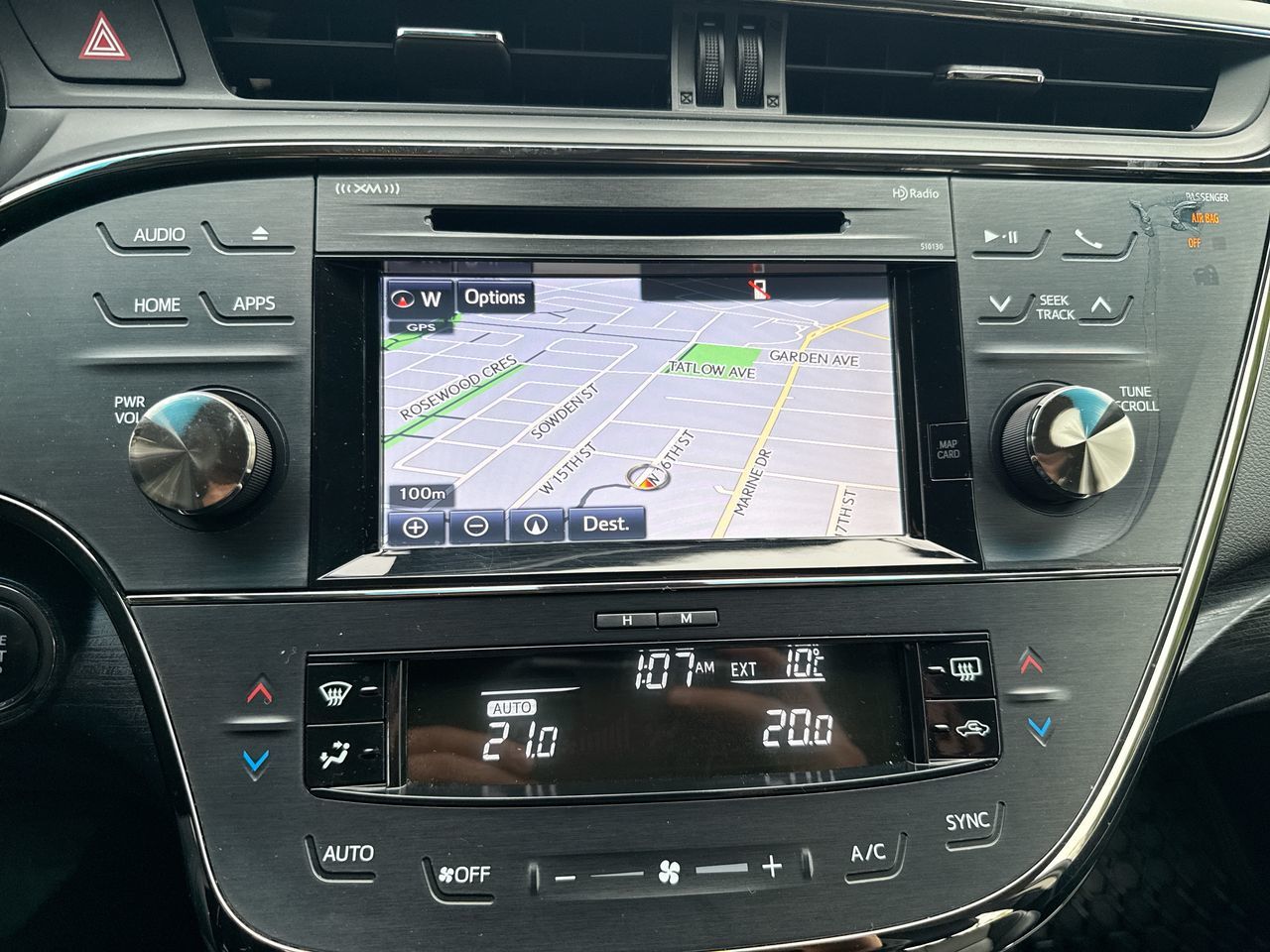 2017 Toyota Avalon in North Vancouver, British Columbia