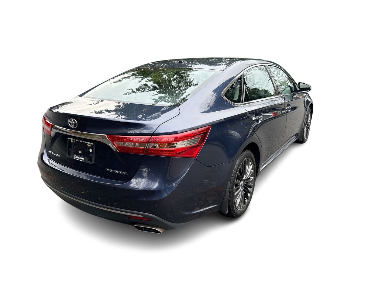 2017 Toyota Avalon in North Vancouver, British Columbia