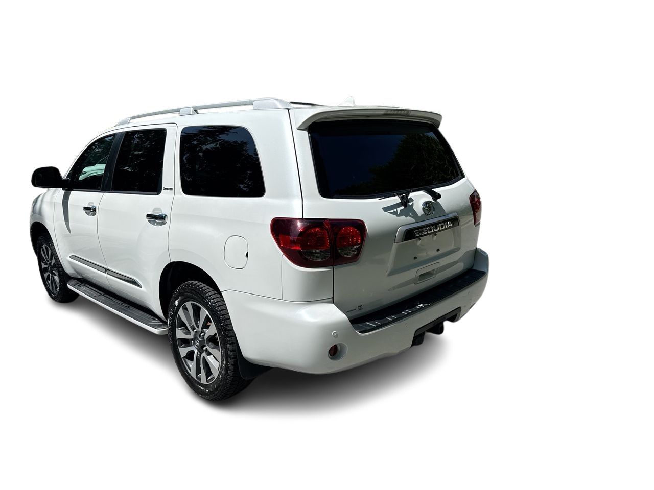 2022  Sequoia