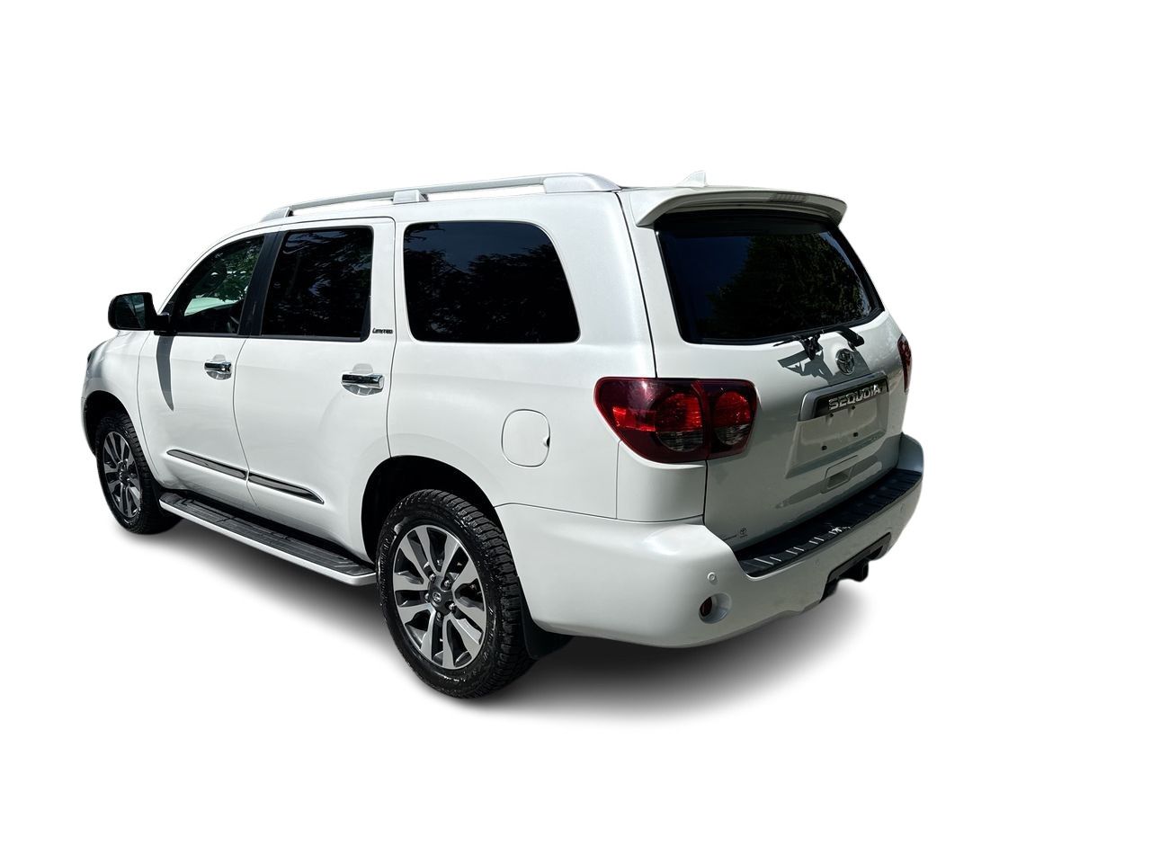 2022  Sequoia