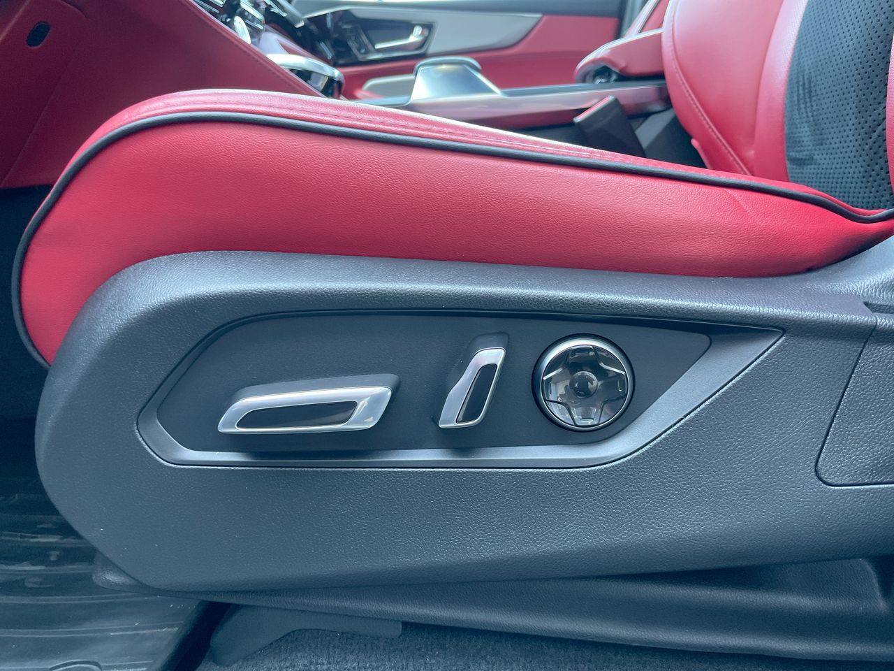 2023 Acura MDX