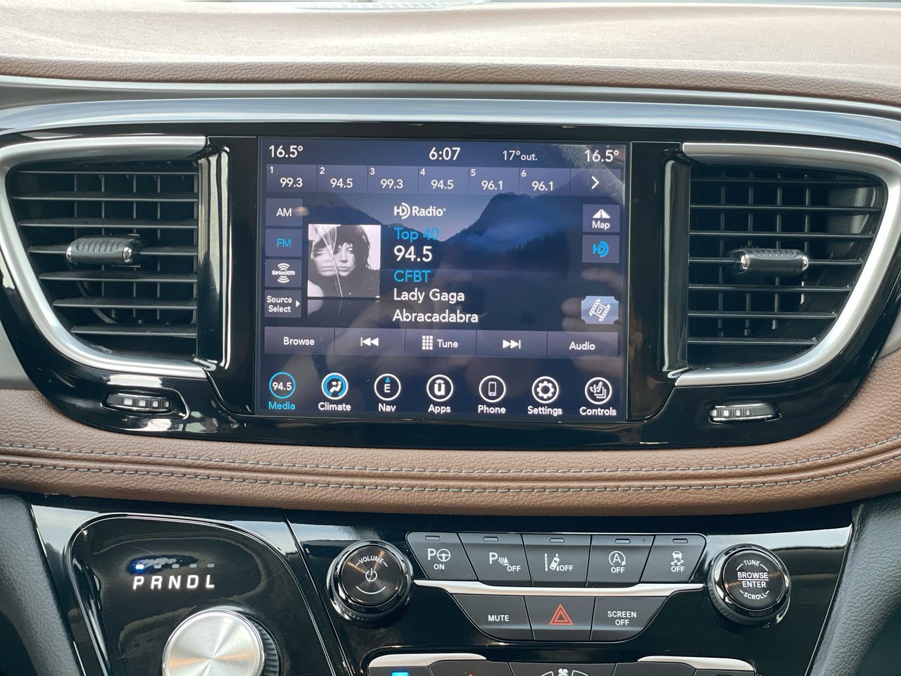 2019 Chrysler Pacifica in Richmond, British Columbia