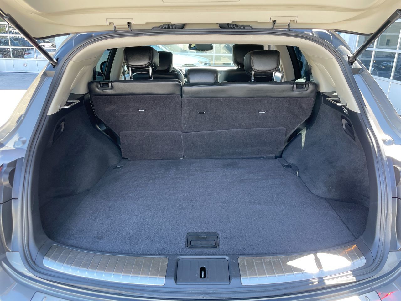 2010 Infiniti FX35