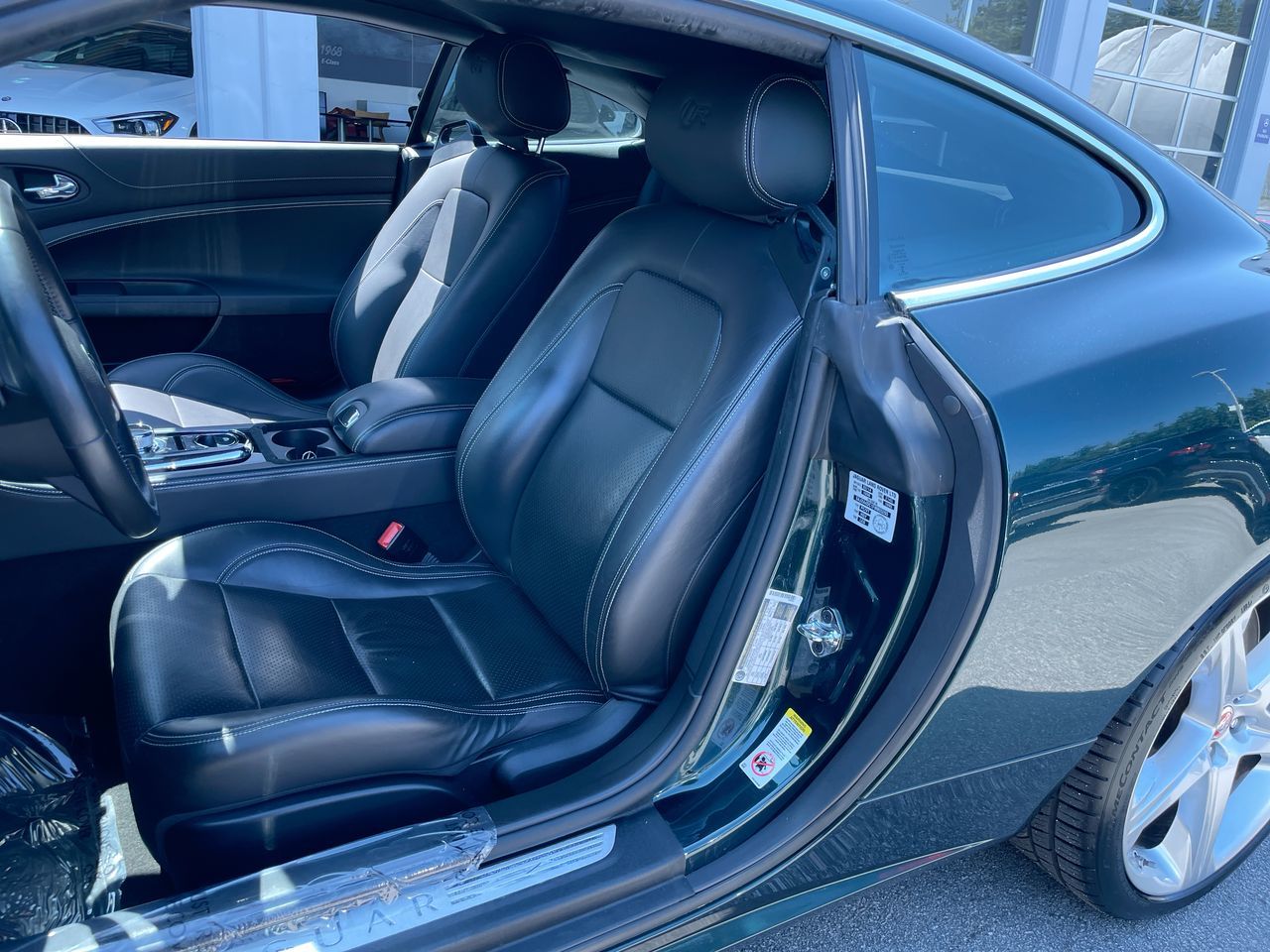 2015 Jaguar XKR in Richmond, British Columbia